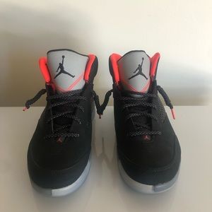 Air Jordan Sneakers Men’s 9.5